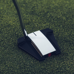 Odyssey White Hot Versa Twelve DB Golf Putter -All Wedges Shop odyssey versa23 12DB lifestyle 2